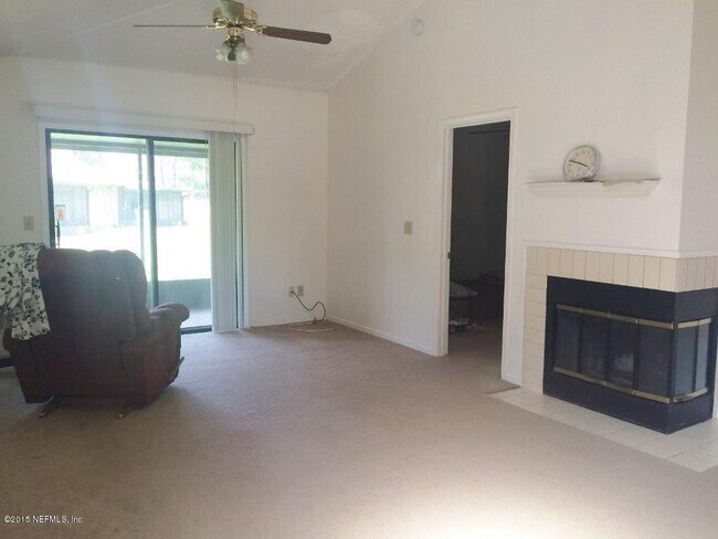 9349 Arbolita Way in Jacksonville, FL - Building Photo - Building Photo