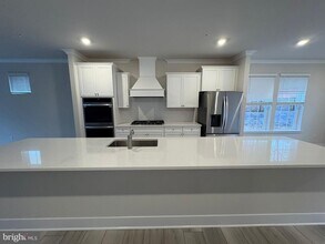 1717 Water Xing Rd in Pikesville, MD - Building Photo - Building Photo