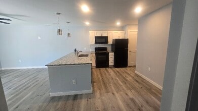 301 Wayne Ave in Goldsboro, NC - Building Photo - Building Photo