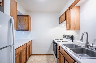 Park House Apartments in Madison, WI - Building Photo