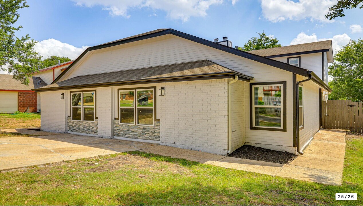 5522 Allbrook in San Antonio, TX - Building Photo