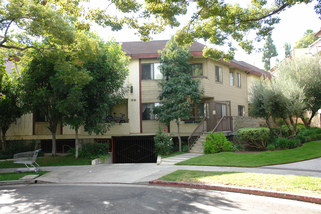 433 Piedmont Ave in Glendale, CA - Building Photo