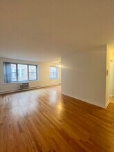 3732 N Pine Grove Ave, Unit 2 in Chicago, IL - Foto de edificio - Building Photo