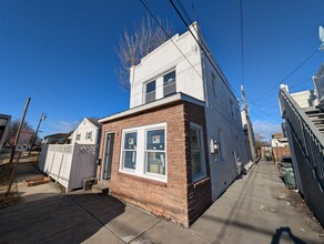 1909 Ontario Ave in Atlantic City, NJ - Building Photo - Building Photo