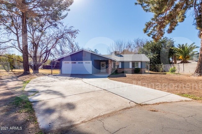 property at 413 E Stanford Ave