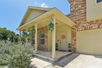 160 Copper Ln in Kyle, TX - Building Photo - Building Photo