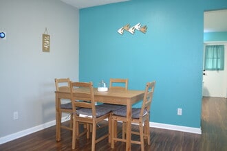8926 N Lynn Ave in Tampa, FL - Building Photo - Building Photo