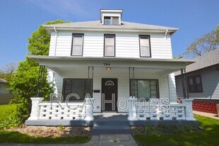 724 E Pleasant Run Pkwy Dr N in Indianapolis, IN - Building Photo