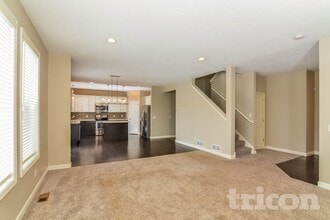 14060 Ailesbury Ave in Rosemount, MN - Building Photo - Building Photo