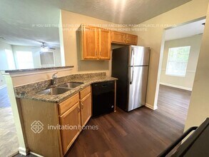 215 Bramble Bush Trail in Covington, GA - Foto de edificio - Building Photo