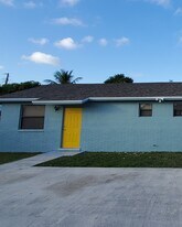4271 Kent Ave in Lake Worth Beach, FL - Building Photo
