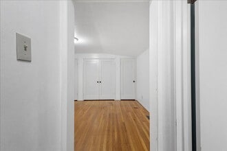 2148 Santa Clara Ave in Alameda, CA - Building Photo - Building Photo