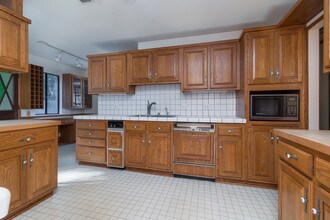 11940 Woodbine St in Los Angeles, CA - Building Photo - Building Photo
