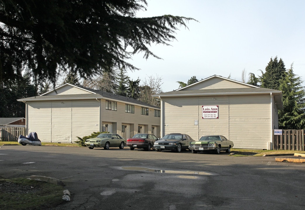 Lois Ann Apartments in Kent, WA - Building Photo