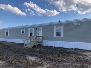 324 Patriot Ln in Collinston, LA - Foto de edificio - Building Photo