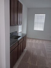 7189 Dilly Lake Ave in Groveland, FL - Building Photo - Building Photo