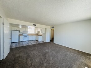 922 N 1st St, Unit A in Las Vegas, NV - Building Photo - Building Photo