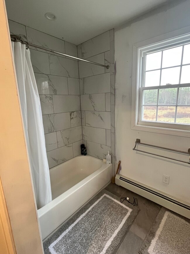 725 US-1 in Scarborough, ME - Building Photo - Building Photo
