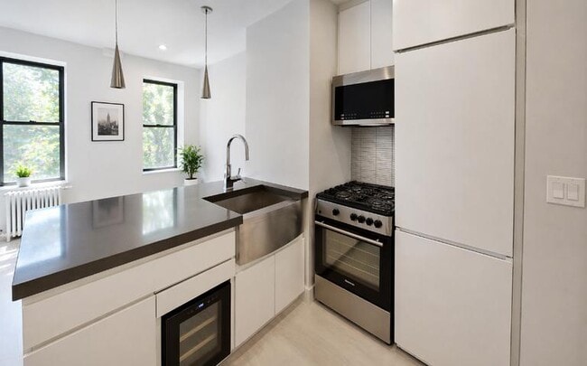 195 Stanton St, Unit 2E2