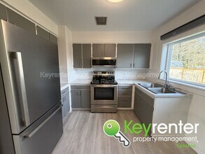 1823 S Sprague Ave in Tacoma, WA - Building Photo - Building Photo