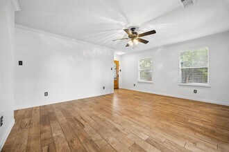 12429 Drummond Dr in Austin, TX - Building Photo - Building Photo