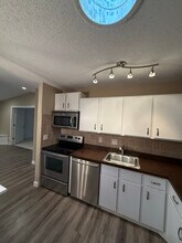 1181 Weston Ln N in Plymouth, MN - Building Photo - Building Photo