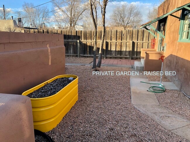 542 Franklin Ave in Santa Fe, NM - Building Photo - Building Photo