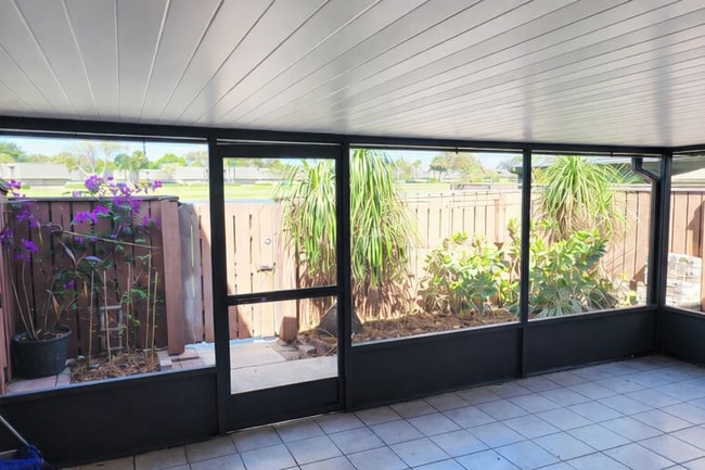 6407 64th Way in West Palm Beach, FL - Building Photo - Building Photo