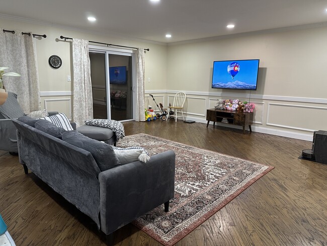 22 Highview Dr in Woodbridge, NJ - Building Photo - Building Photo