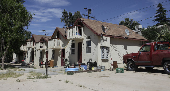 15567 B St in Victorville, CA - Building Photo - Building Photo