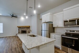 12106 Elkhart Ave in Lubbock, TX - Building Photo - Building Photo