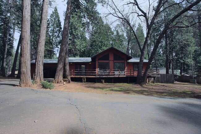 property at 6167 Showdown Cir