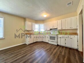 1205 Faraway Dr in Columbia, SC - Building Photo - Building Photo