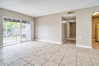 1139 Lake Terry Dr in West Palm Beach, FL - Building Photo - Building Photo