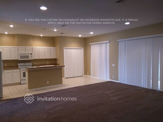 14237 Beauly Cir in Hudson, FL - Foto de edificio - Building Photo