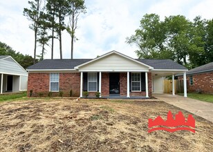 Spacious 3-Bedroom, 1-Bath Home for Rent! in Memphis, TN - Building Photo - Building Photo