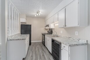 Horizon Park Apartments in Nashville, TN - Building Photo