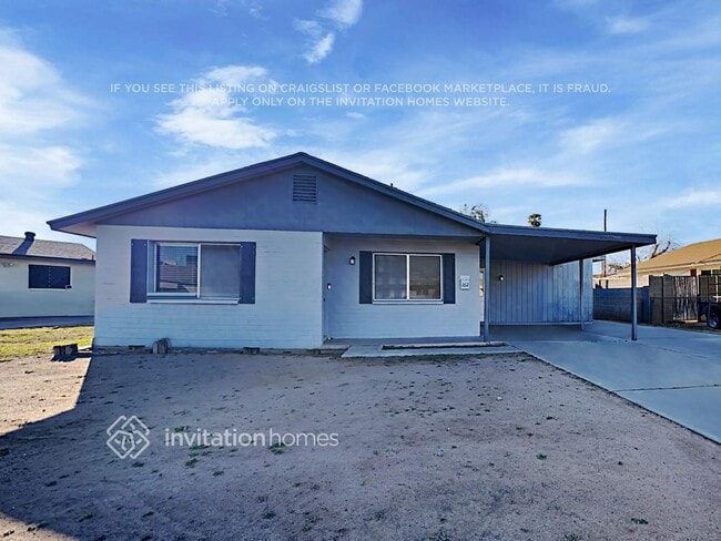property at 162 E Grove Ave