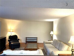 3083 Westwood Way in Alpharetta, GA - Building Photo - Building Photo