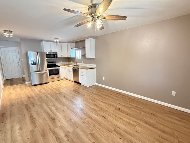 118 Thoma St in Reno, NV - Building Photo - Building Photo