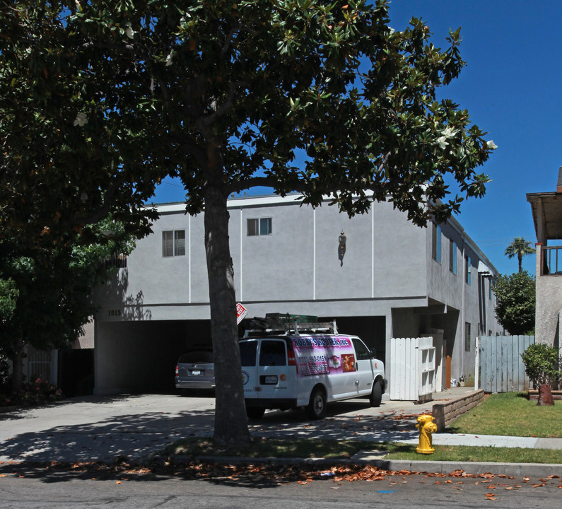 1015 Grover Ave in Glendale, CA - Building Photo