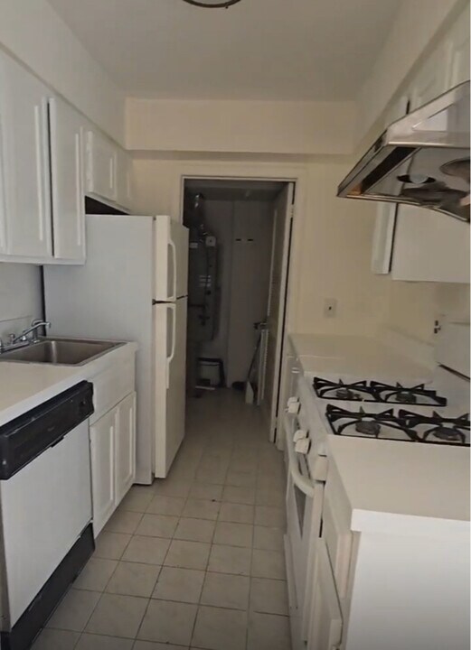 401 Maryland Ave in Staten Island, NY - Building Photo