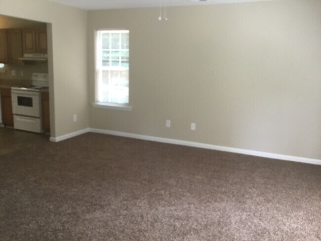 1606 Allenbrook Dr in Charlotte, NC - Foto de edificio - Building Photo
