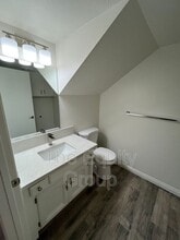 351-360 N Capitola Ct in Porterville, CA - Building Photo - Building Photo