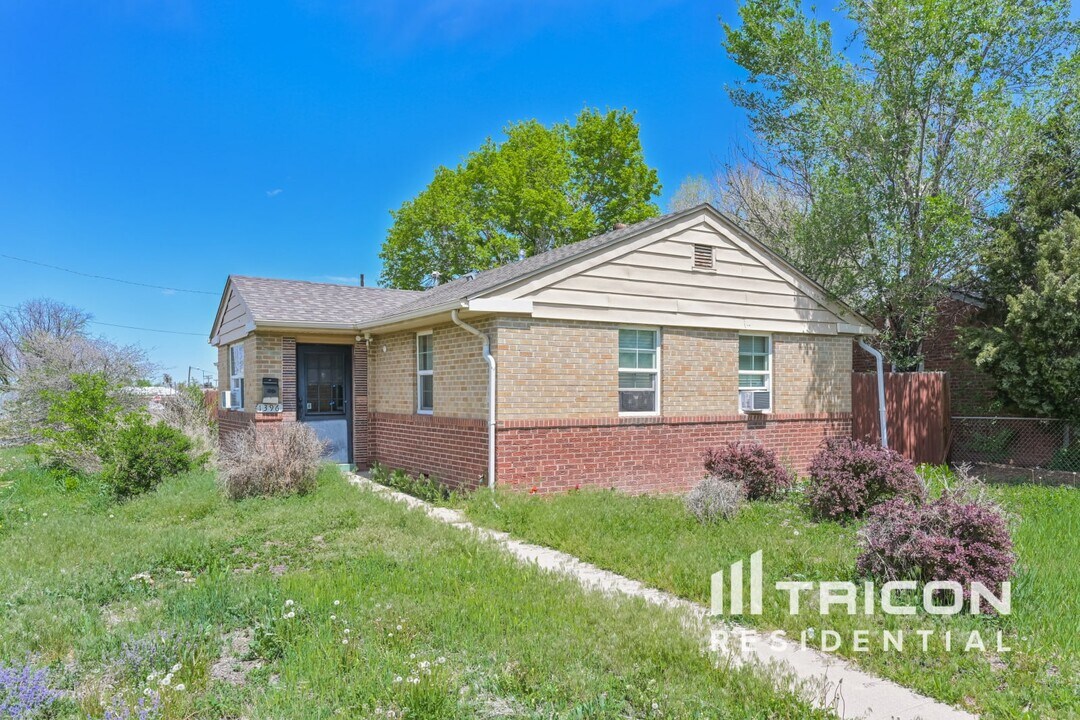 1396 Fulton St in Aurora, CO - Building Photo