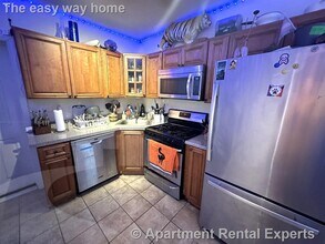 9 Medford St, Unit #1 in Medford, MA - Building Photo - Building Photo