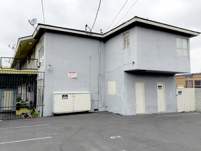 1942 S La Cienega Blvd in Los Angeles, CA - Building Photo - Building Photo