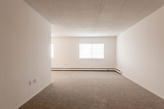 Summit House in West Orange, NJ - Building Photo - Interior Photo