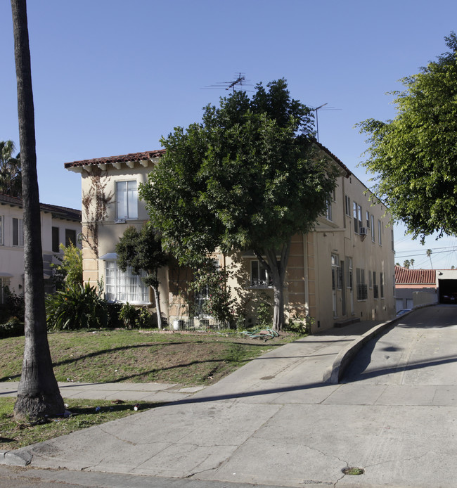 127-129 N Catalina St in Los Angeles, CA - Building Photo - Building Photo