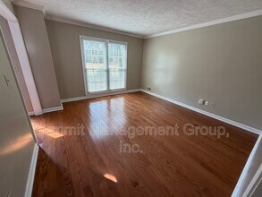 1611 Ellington Rd SE in Conyers, GA - Building Photo - Building Photo